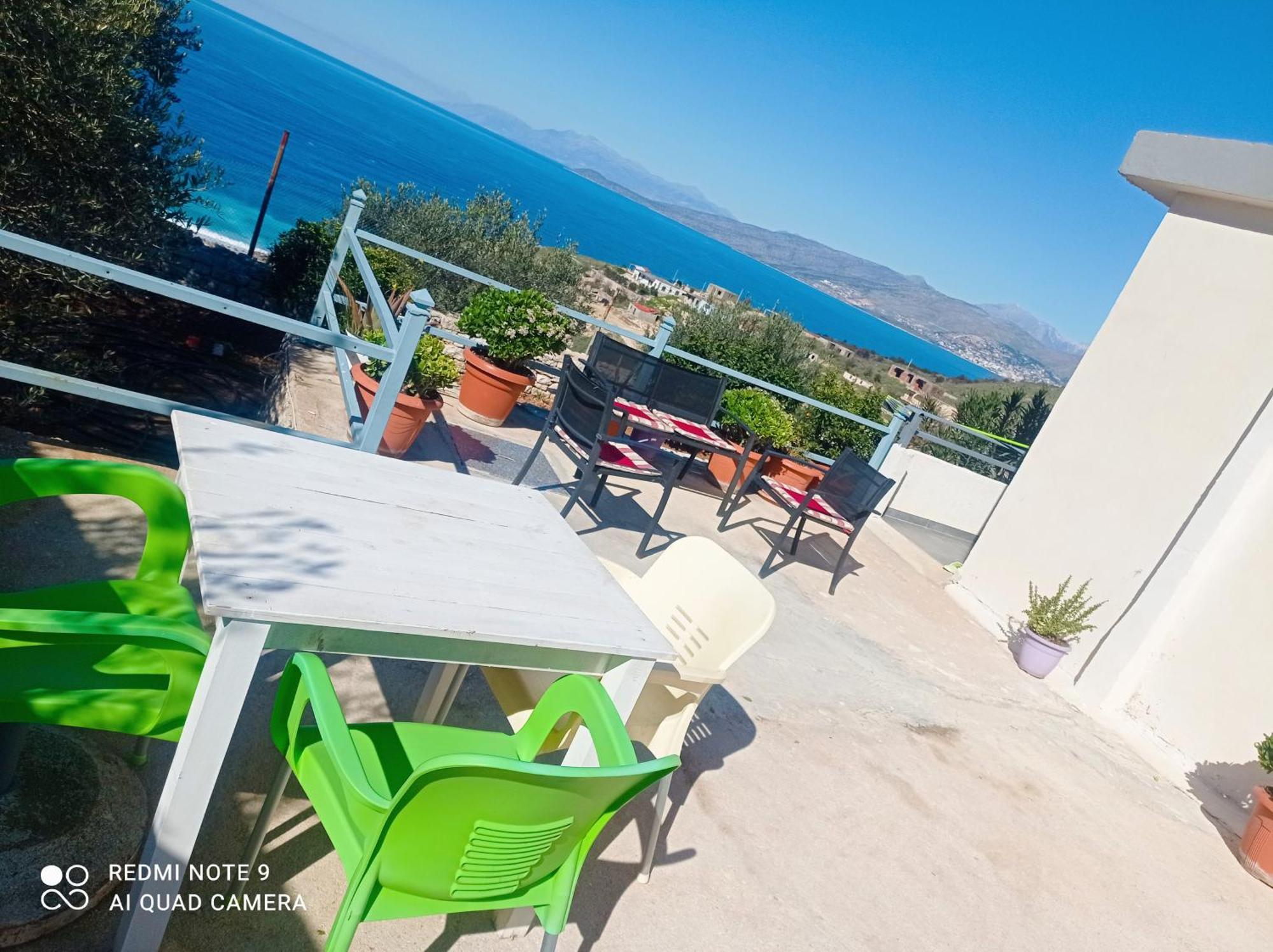 Amar Seaside Lägenhet Ksamil